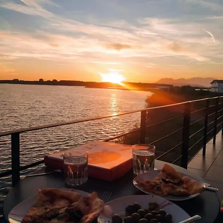 Lejlighed Sunset Baks-Rrjoll